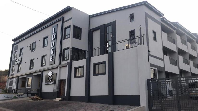 Lilypark Lodge Rustenburg Esterno foto