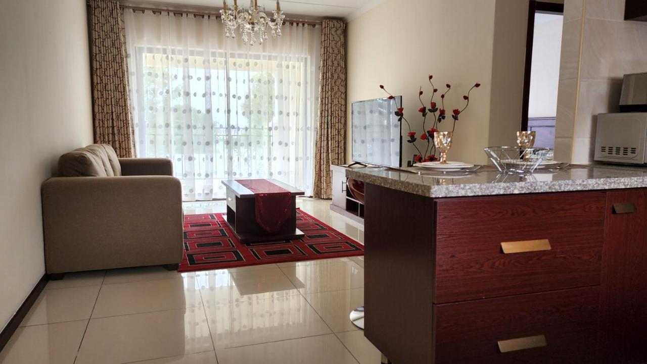 Lilypark Lodge Rustenburg Esterno foto