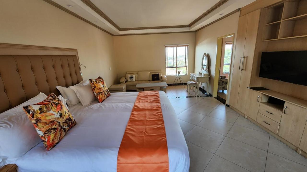 Lilypark Lodge Rustenburg Esterno foto